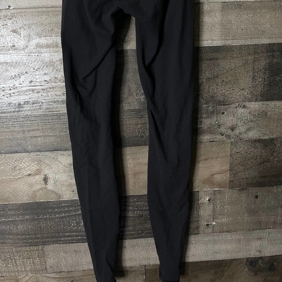 SOLD Lululemon High Rise Leggings 2 - Picture 6 of 7